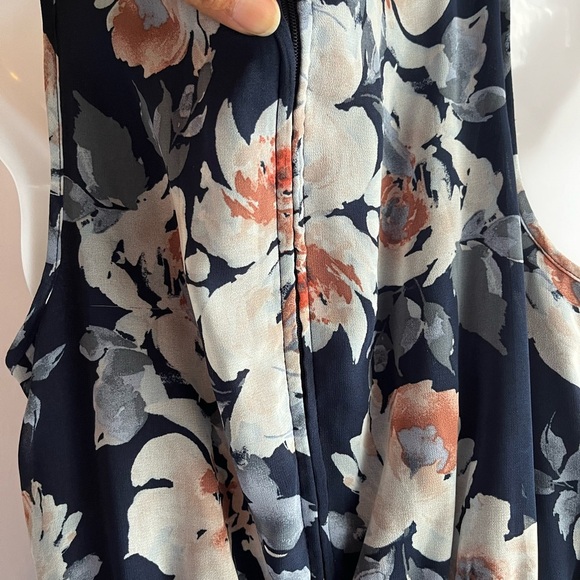 Rue21 Blue and White Pleated Halter Maxi Dress - Picture 8 of 12